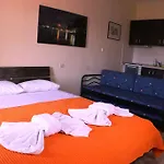 Zisios Apartament *