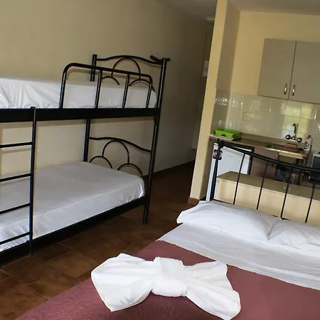 Zisios Apartment *