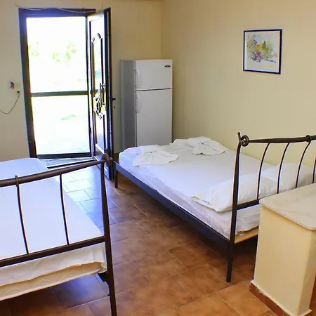 Apartment Zisios *