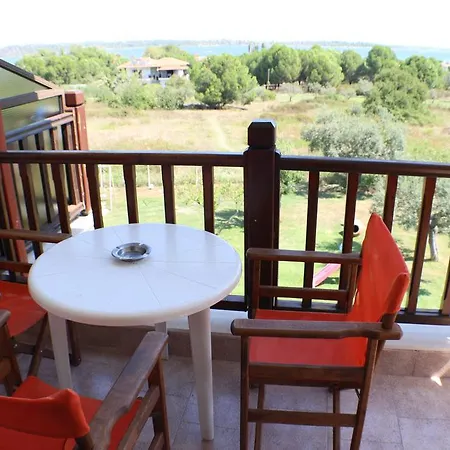 Zisios Apartment *